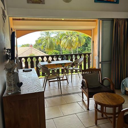 Case Coco A Sainte Anne Avec Wifi Vue Mer Kültér fotó