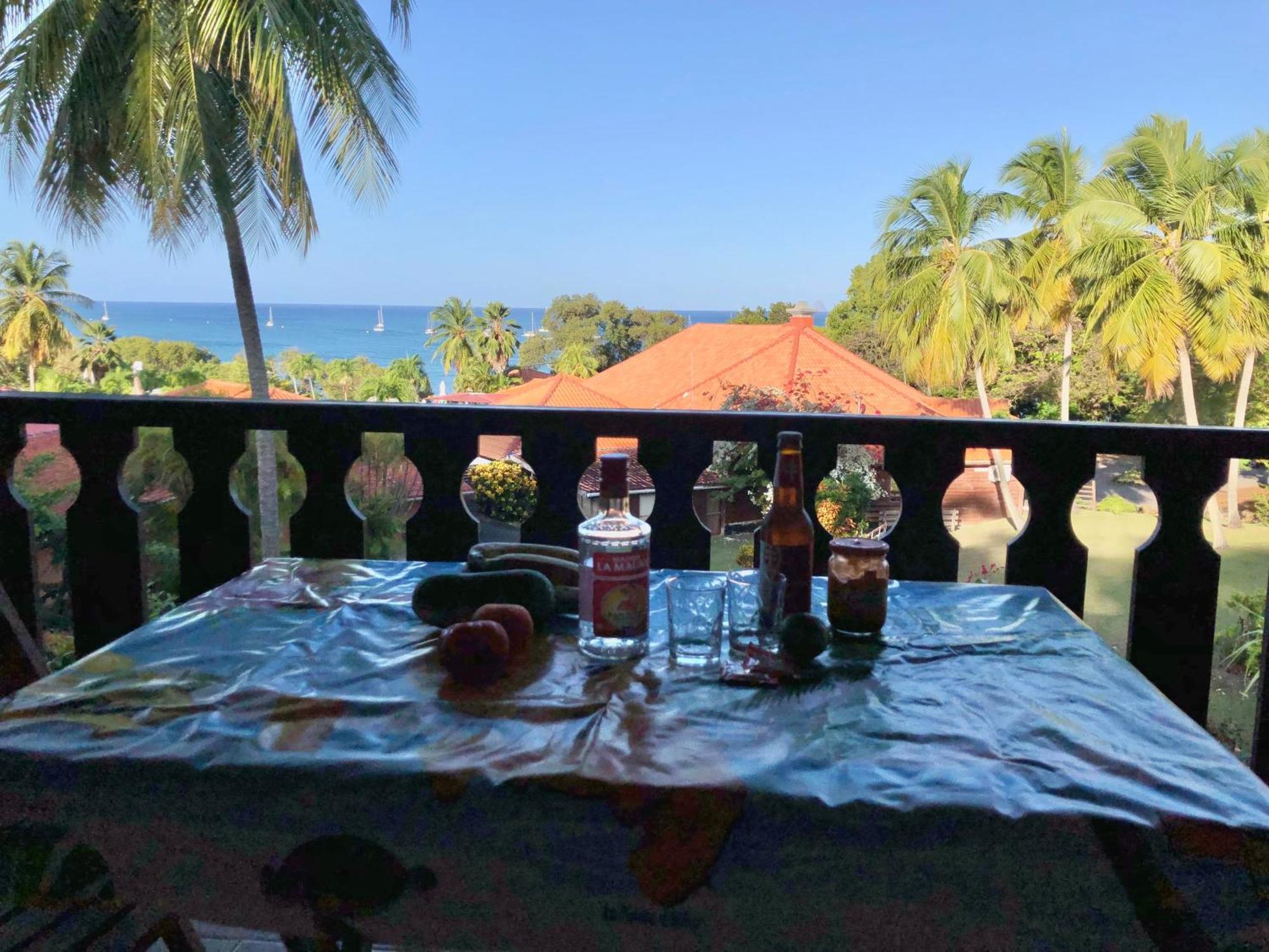 Case Coco A Sainte Anne Avec Wifi Vue Mer Kültér fotó